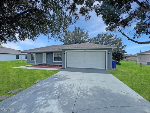 210 Manatee St, FORT MYERS, FL, 33913-7549 | Card Image