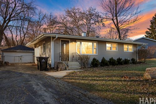 5301 Pistakee Dr, Mchenry, IL, 60051-7956 | Card Image