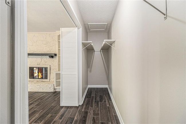 1454 Walnut Log Pl, House other with 3 bedrooms, 2 bathrooms and null parking in Austell GA | Image 25