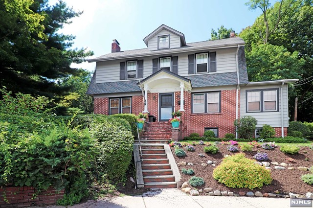 Stuart Ter, West Orange, NJ 07052