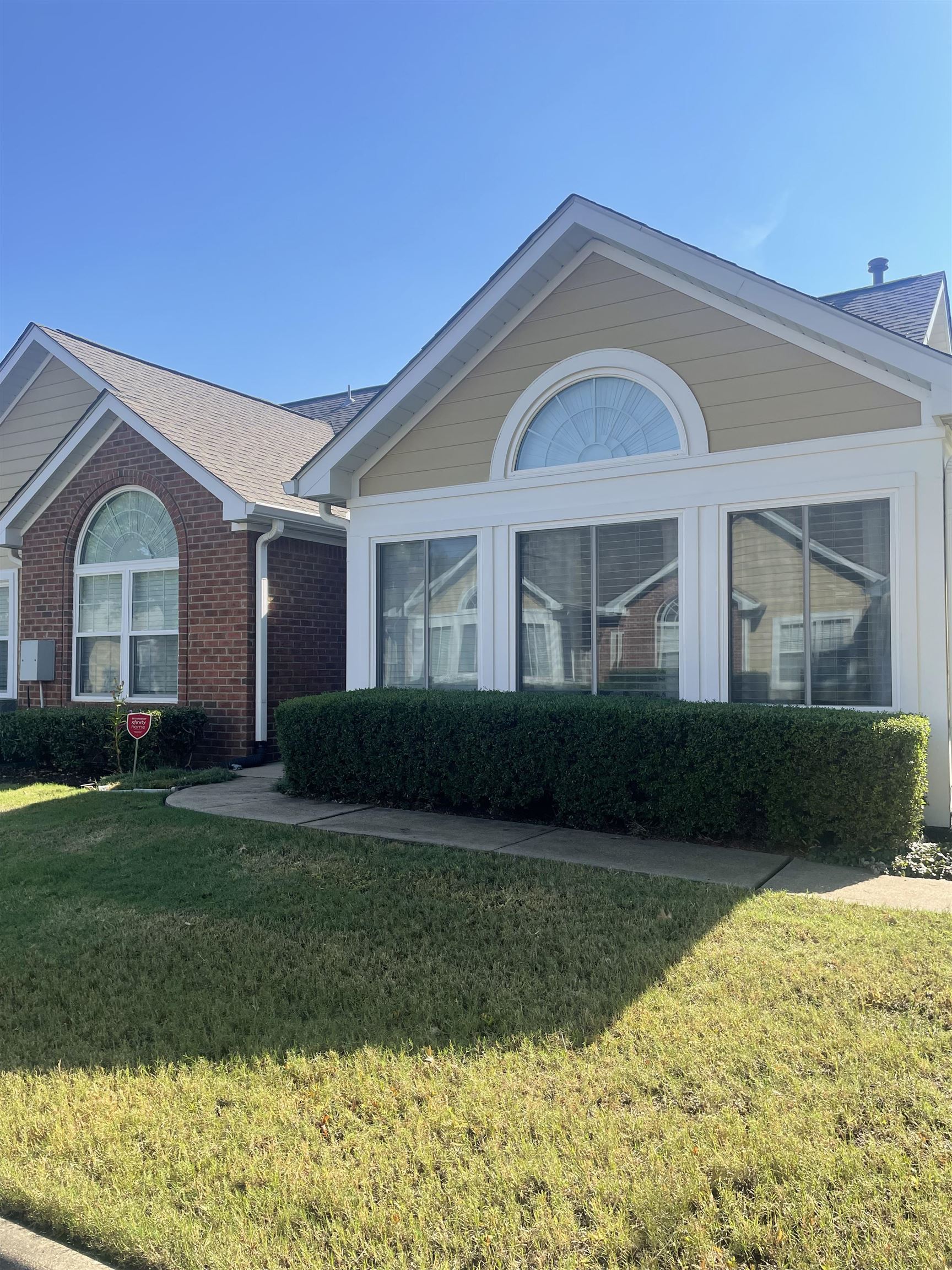 Appling Oaks Cir, Cordova, TN 38016