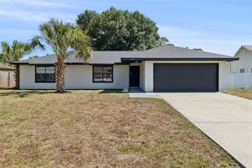 1374 Pakenham St Nw, Palm Bay, FL, 32907-8021 | Card Image