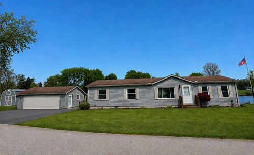 620 Ln Lane 101 Long Beach Lk, Fremont, IN, 46737-9697 | Card Image