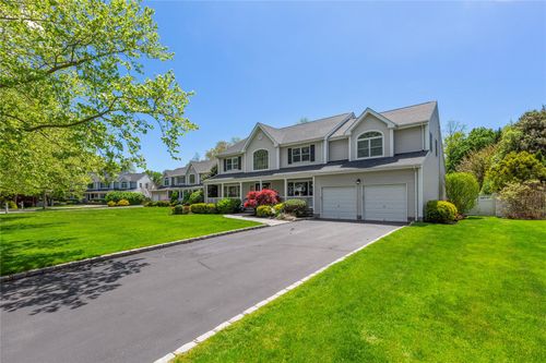 3 Angelica Ct, Hauppauge, NY, 11788-1650 | Card Image