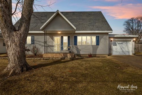 365 S 2nd St, Chebanse, IL, 60922 | Card Image
