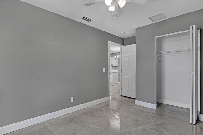 324 W 5 Th Ter, House other with 4 bedrooms, 2 bathrooms and null parking in Pahokee FL | Image 23