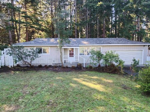 205 18th St, Port Orford, OR, 97465-8611 | Card Image