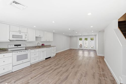 66aka-27a-66 Pine Valley Dr, Falmouth, MA, 02540-2923 | Card Image