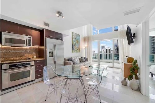 apt-2308-41 Se 5th St, Miami, FL, 33131-2550 | Card Image