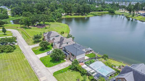 12009 La Salle River Rd, Conroe, TX, 77304-4006 | Card Image