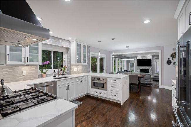 Kitchen. | Image 6