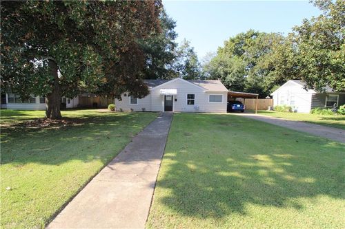 2016 Shirley Park Pl, Alexandria, LA, 71301-3926 | Card Image