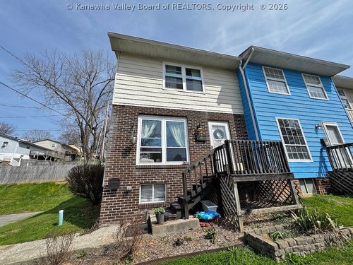 21 Warren Pl, Charleston, WV, 25302-3600 | Card Image