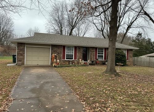 109 N Allen Ave, Republic, MO, 65738-1669 | Card Image