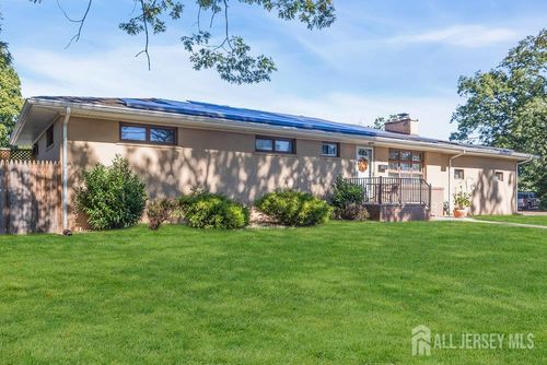 531 Chestnut Street, Middlesex, NJ, 08846 | Card Image