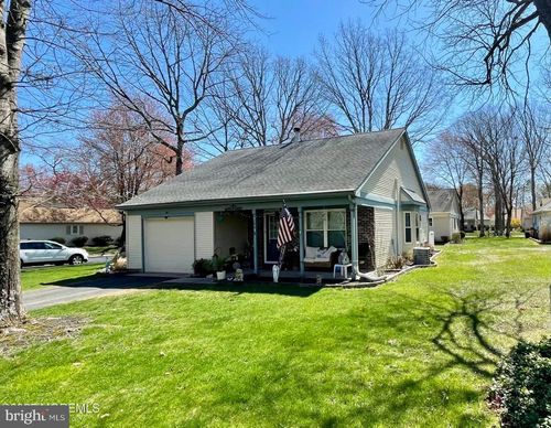 28 Morning Glory Ln, Whiting, NJ, 08759-4301 | Card Image