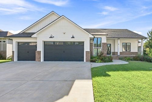 1502 N Shadow Rock Dr, Andover, KS, 67002-5600 | Card Image