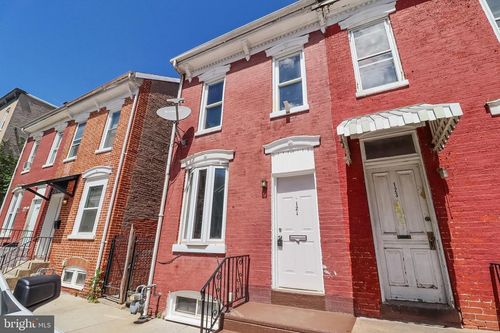 121 S West St, YORK, PA, 17401-3729 | Card Image