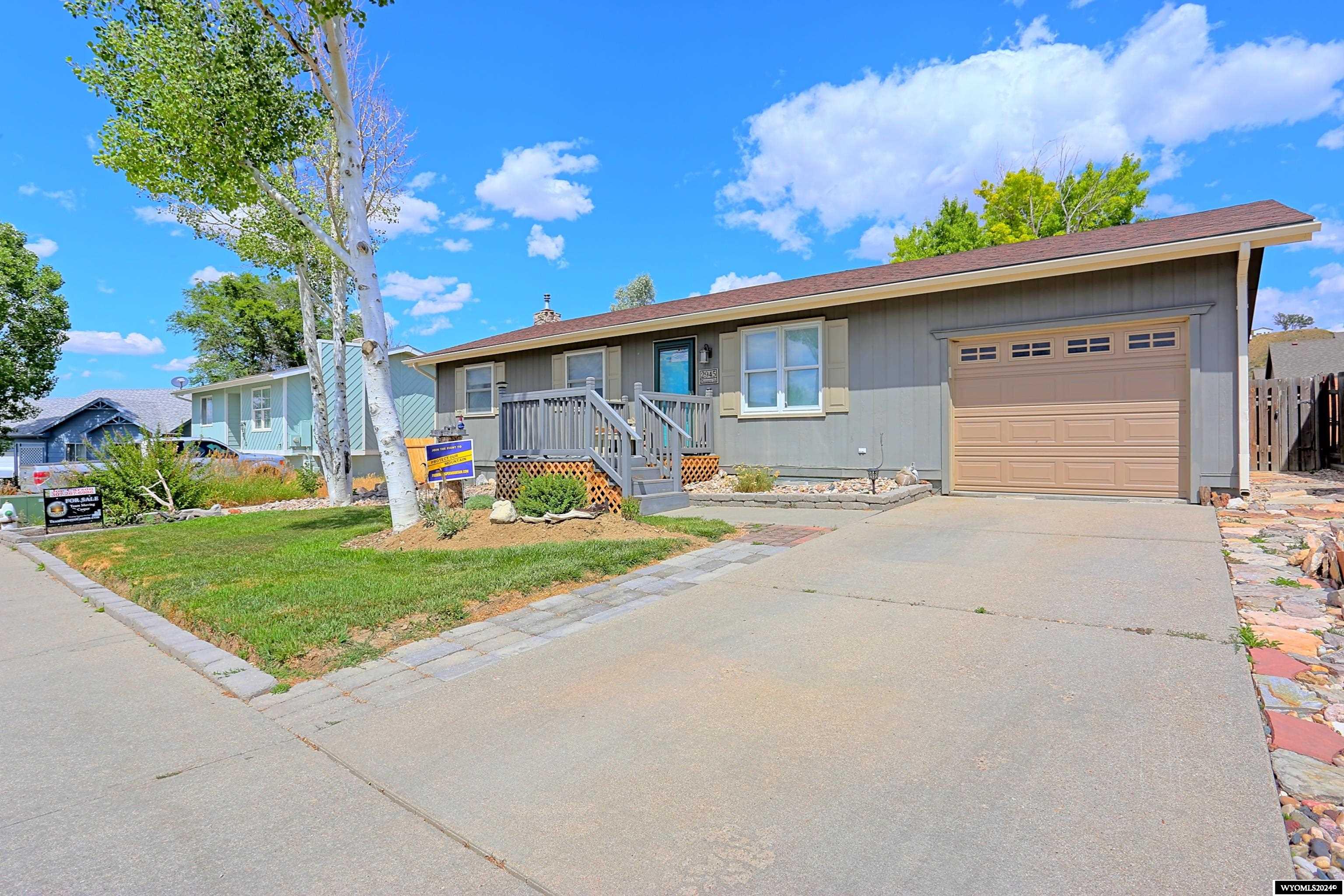 Pheasant Dr, Casper, WY 82604