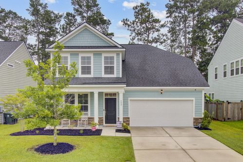 608 S Pointe Blvd, Summerville, SC, 29483-5291 | Card Image