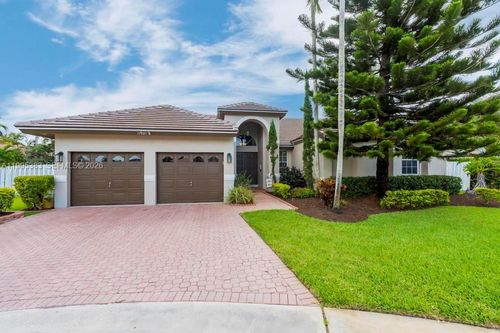 17921 Nw 10th St, Pembroke Pines, FL, 33029-3118 | Card Image