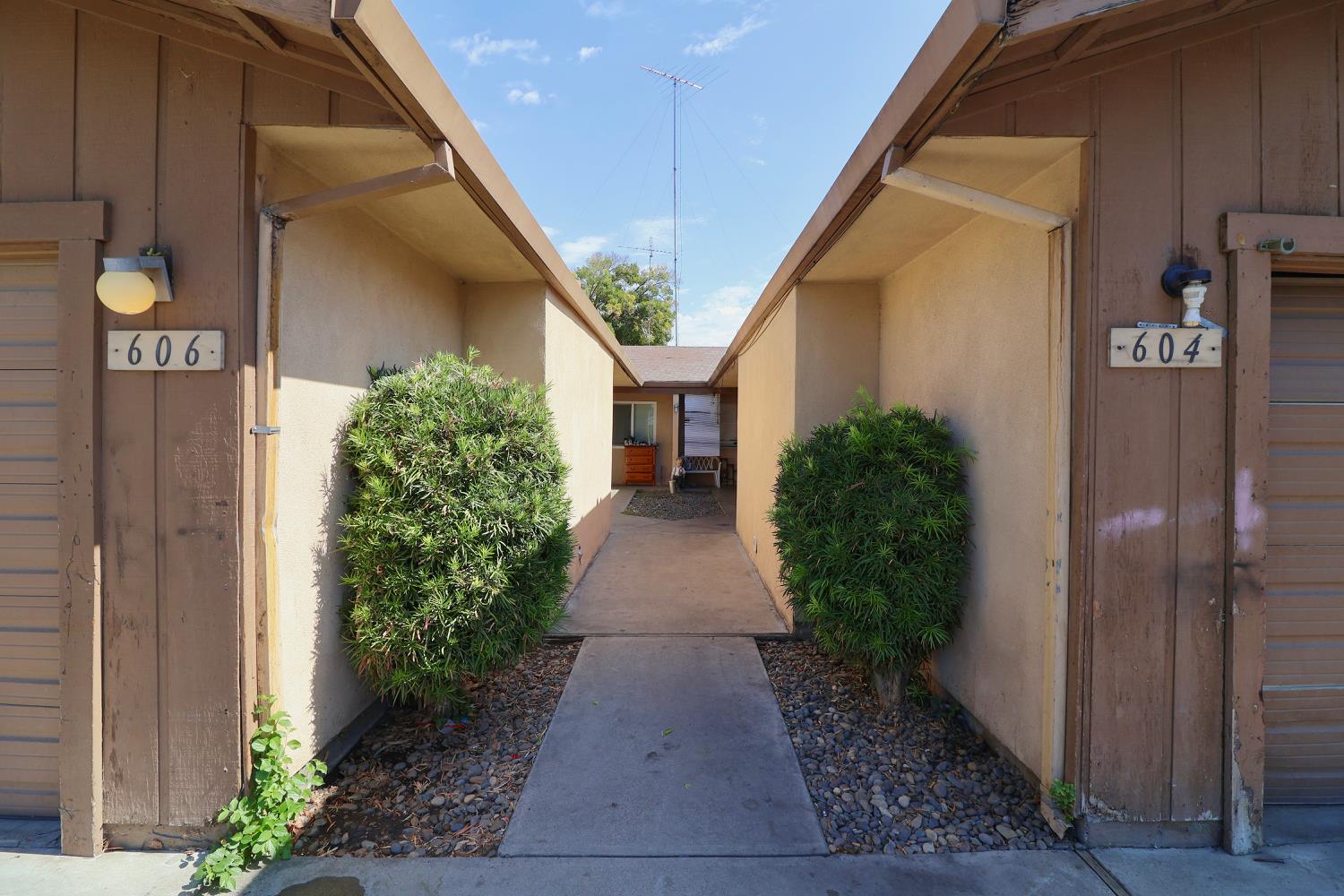 Residential Income in Modesto