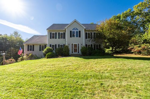 22 Hobart Hill Rd, Brookline, NH, 03033-2531 | Card Image