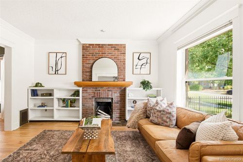 3015 California St, Denver, CO, 80205-3044 | Card Image