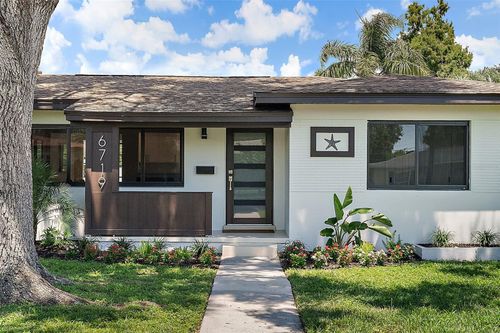 6719 3rd Ave N, ST PETERSBURG, FL, 33710-7603 | Card Image