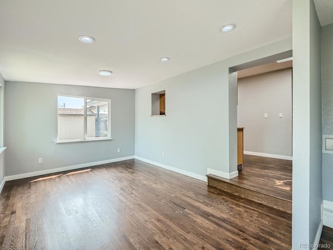 20 Family Room.jpg | Image 10