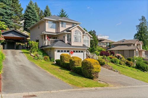 8657 Sunburst Pl, Chilliwack, BC, V2R3J1 | Card Image