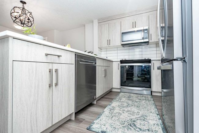 2104 - 6118 80 Ave Ne, Condo with 2 bedrooms, 2 bathrooms and 1 parking in Calgary AB | Image 14