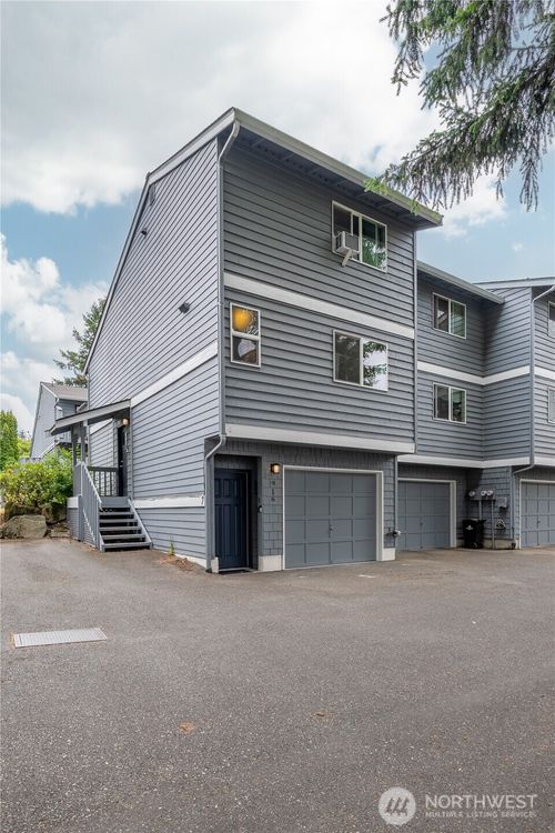 7-916 N 165th St, Shoreline, WA, 98133-5304 | Card Image