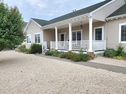 1609 Tamiami Rd, Forked River, NJ, 08731-5038 | Card Image