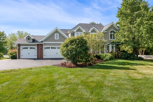 8551-8589 Rote Rd, Rockford, IL, 61107-5410 | Card Image