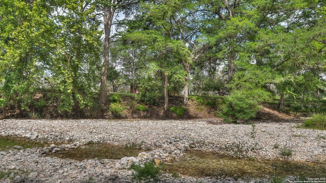 154 Weston Rd, House other with 1 bedrooms, 1 bathrooms and null parking in Leakey TX | Image 14