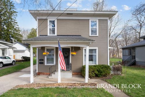 412 Hastings St, Allegan, MI, 49010-1217 | Card Image