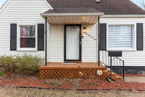 25529 Stanford St, Dearborn Heights, MI, 48125-1562 | Card Image