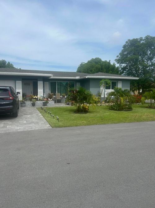 5706 Nw 68th Ter, Tamarac, FL, 33321-5745 | Card Image