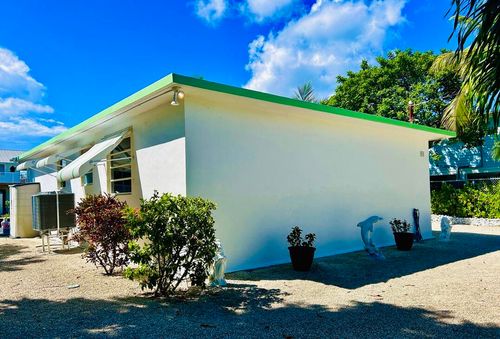 13 N Blackwater Ln, Key Largo, FL, 33037-2973 | Card Image