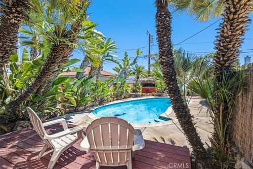 4728 Pepperwood Ave, Long Beach, CA, 90808-1073 | Card Image