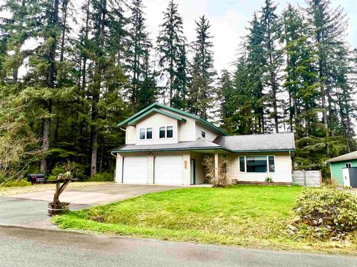 8804 Sasha Avenue, Juneau, AK, 99801 | Card Image