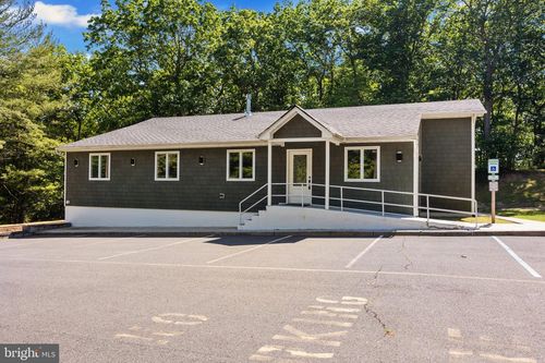 352 Monmouth Rd, Freehold, NJ, 07728 | Card Image