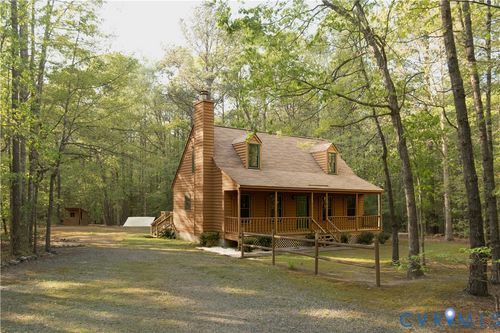 2477 Calno Rd, Hanover, VA, 23069-2402 | Card Image