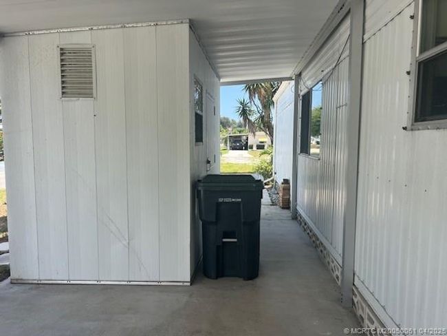 6118 N Joshua Ln, House other with 2 bedrooms, 2 bathrooms and 1 parking in Lantana FL | Image 32