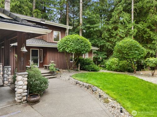 91 E Westlake Dr S, Allyn, WA, 98524-8771 | Card Image