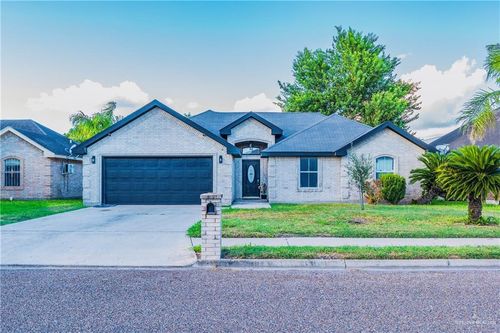 504 Monterey Dr, Alamo, TX, 78516-7213 | Card Image