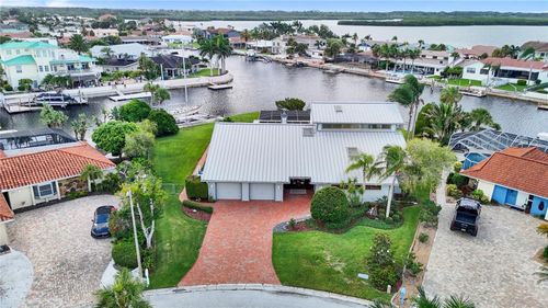 5060 Porpoise Pl, New Port Richey, FL, 34652-3019 | Card Image