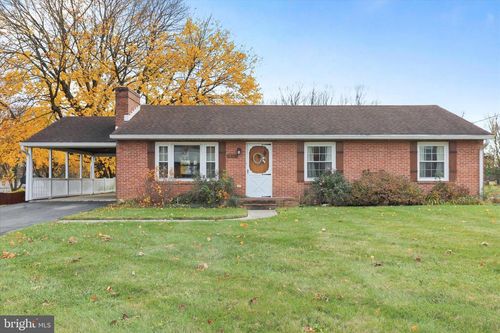 18531 Kent Ave, Hagerstown, MD, 21740-9591 | Card Image