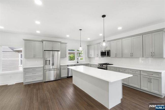 4 - 400-04 Grant Ave, House other with 4 bedrooms, 4 bathrooms and null parking in Plainfield NJ | Image 5